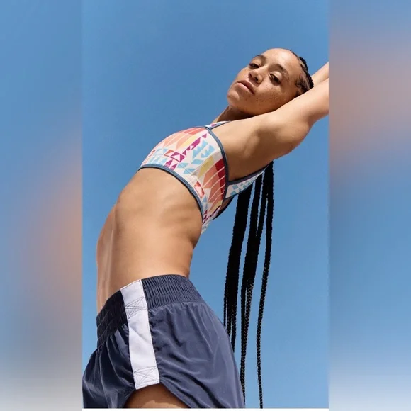 💙♥️💛Free PeopleColorful Geometric Sports Bra